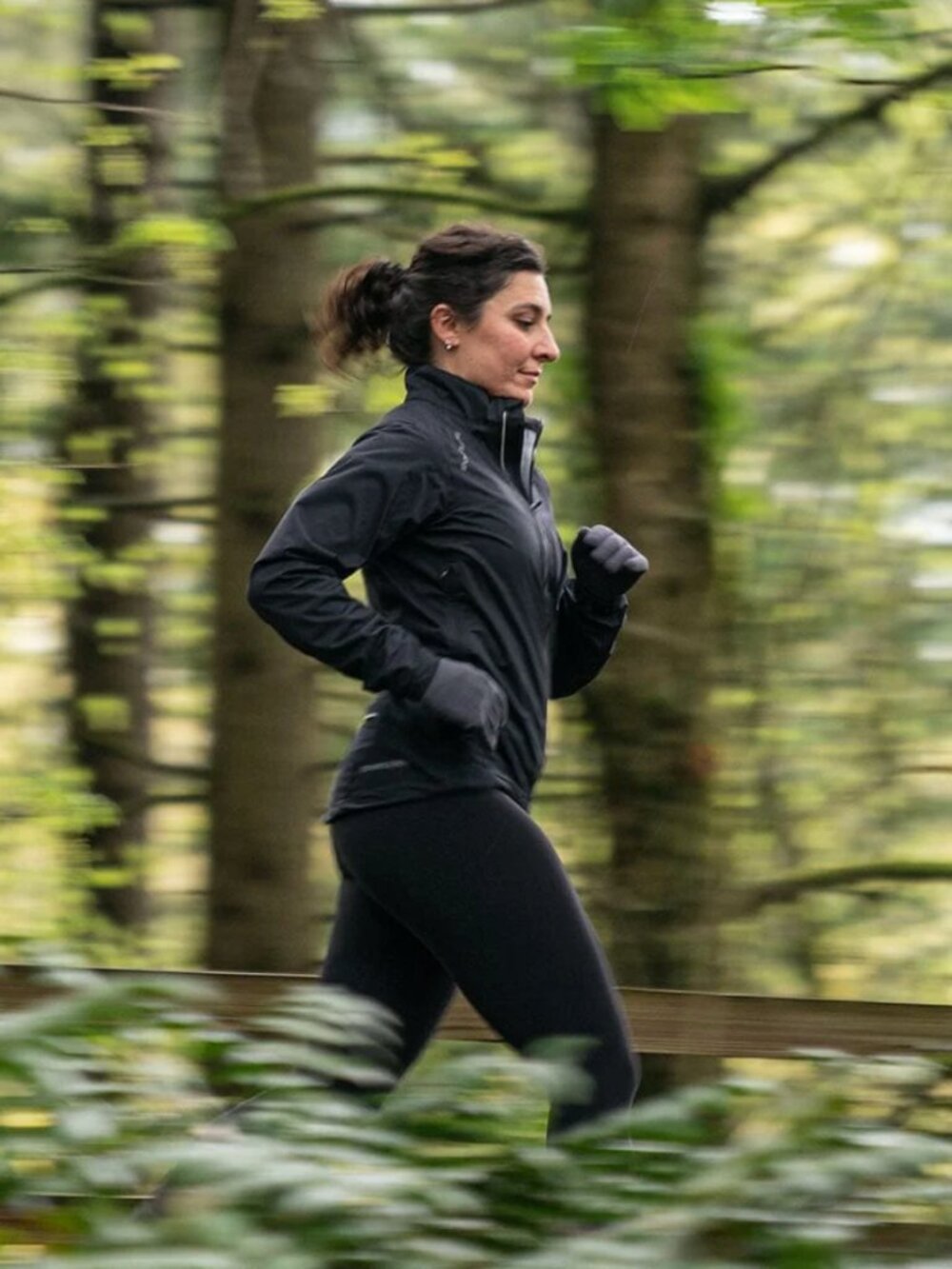 Showers Pass WOmen's Cloudburst Running Jacket - L - Black - NWT Jogging Jacket